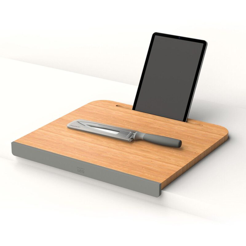 BergHOFF Balance Bamboo Cutting Board with Tablet Stand 17.5 - Image 2