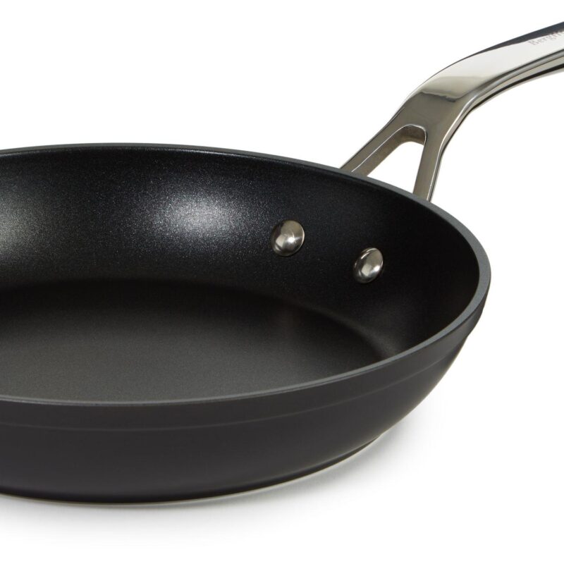 BergHOFF Essentials 2-pc. Nonstick Hard Anodized Frypan Set - Image 6