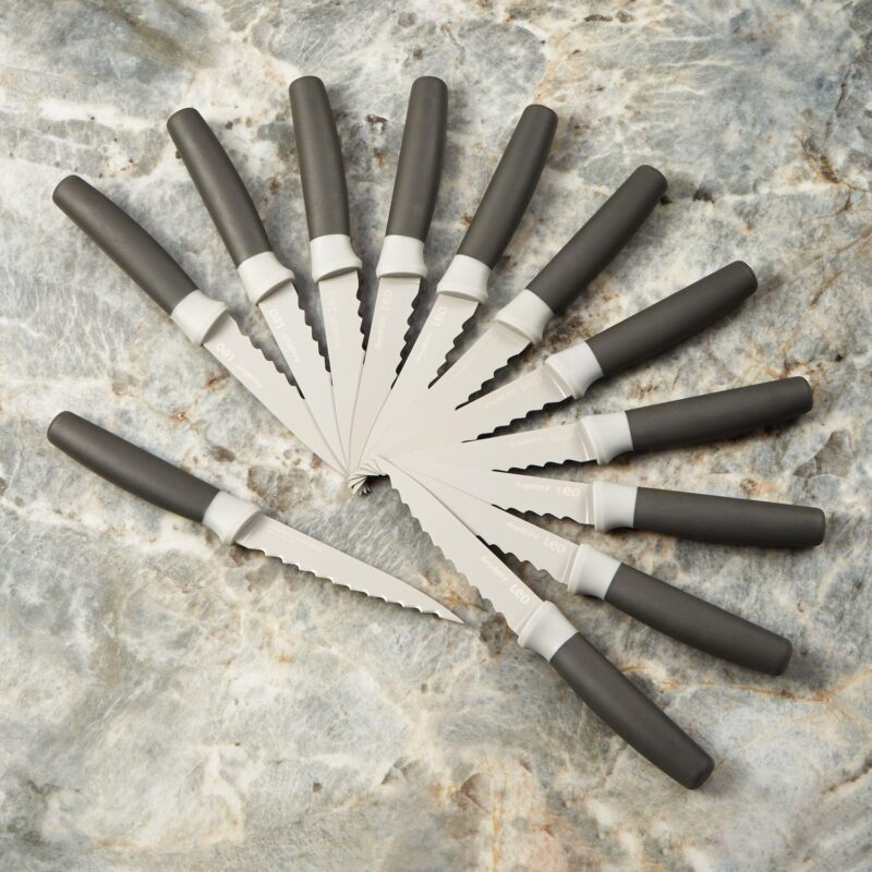 BergHOFF Leo 12-Piece 4.5  Stainless Steel Serrated Steak Knives - Image 7