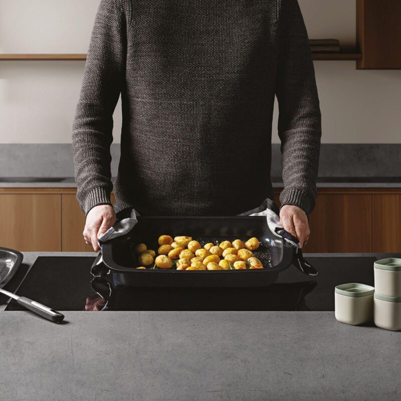 BergHOFF Leo Graphite 3 pc Nonstick Specialty Cast Aluminum Cookware Set - Image 3