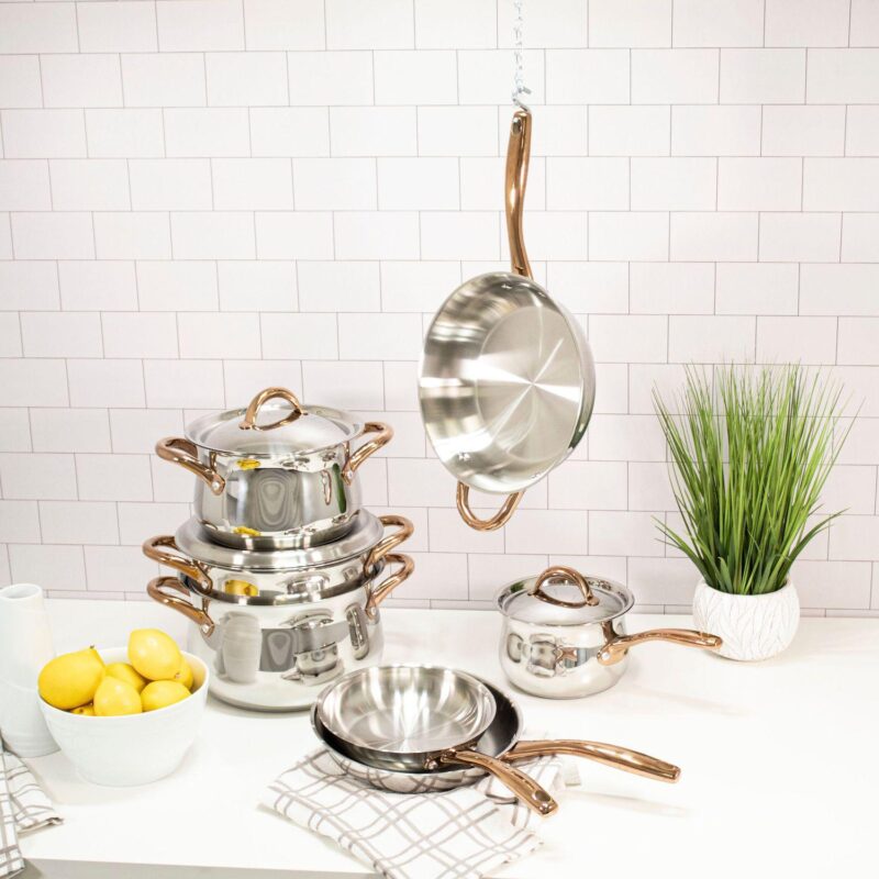 BergHOFF Ouro Gold 18/10 Stainless Steel 6.25  2.5qt. Saucepan with Stainless Steel Lid - Image 2