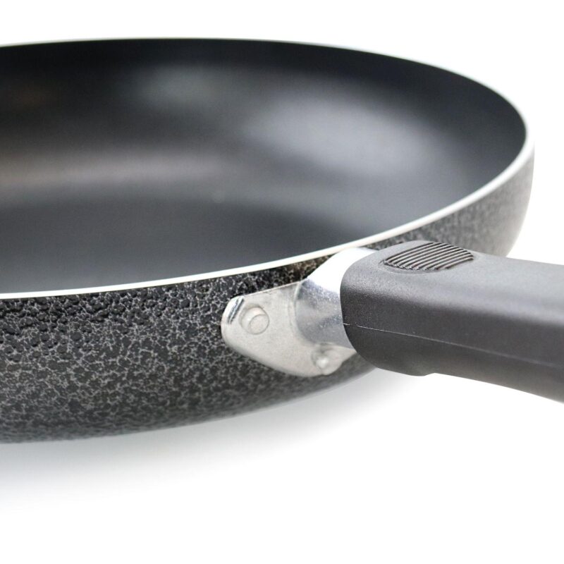 Better Chef 10 Inch Aluminum Fry Pan - Image 3