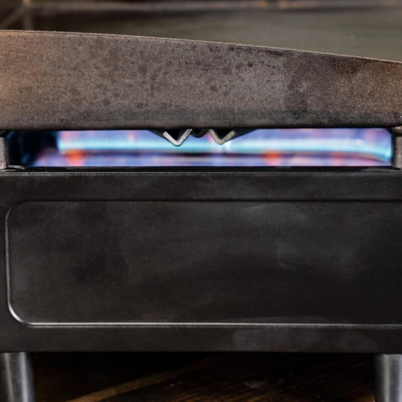 Blackstone Adventure Ready Single Burner 17a Tabletop Griddle with Non Slip Feet - Image 11