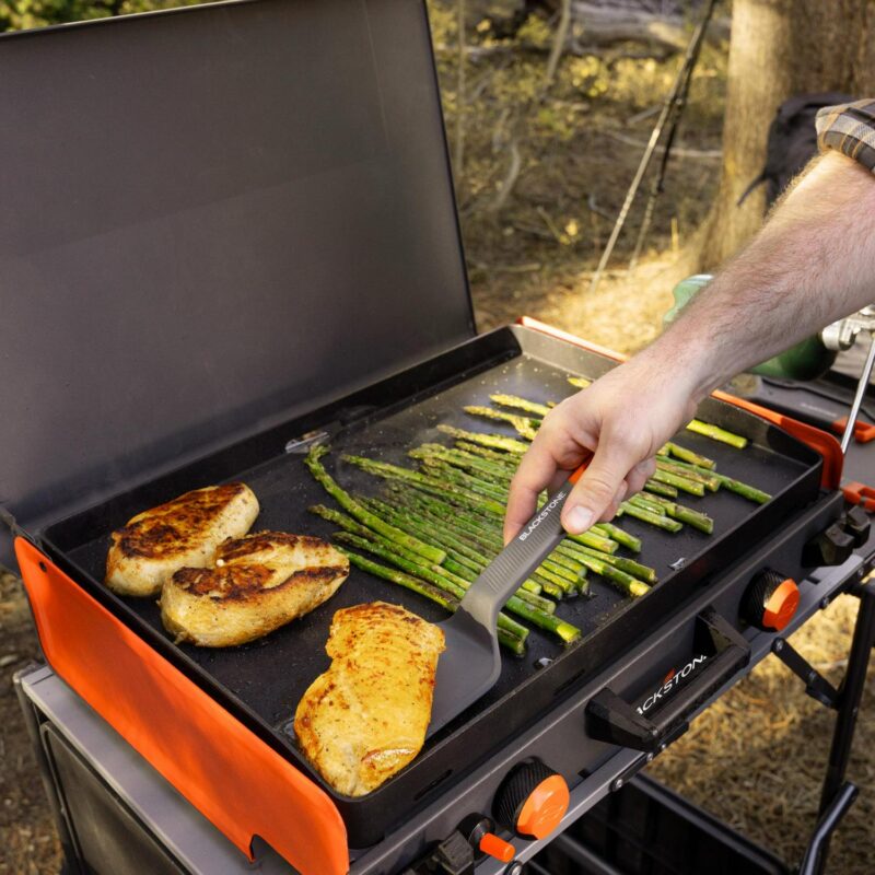 Blackstone Adventure Ready 20a x14a 2-Burner Propane Camping Griddle with Latching Hood and Handle - Image 10