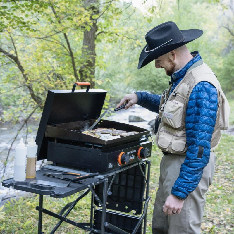 Blackstone Adventure Ready 2-Burner 22  Propane Griddle with Hard Cover in Black - Image 12