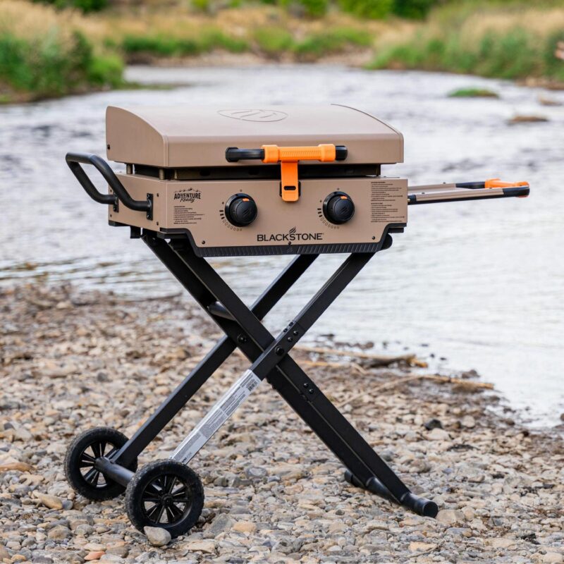 Blackstone Adventure Ready 2-Burner 22  Propane Omnivore Griddle with Flexfold Legs in Outback Tan - Image 11