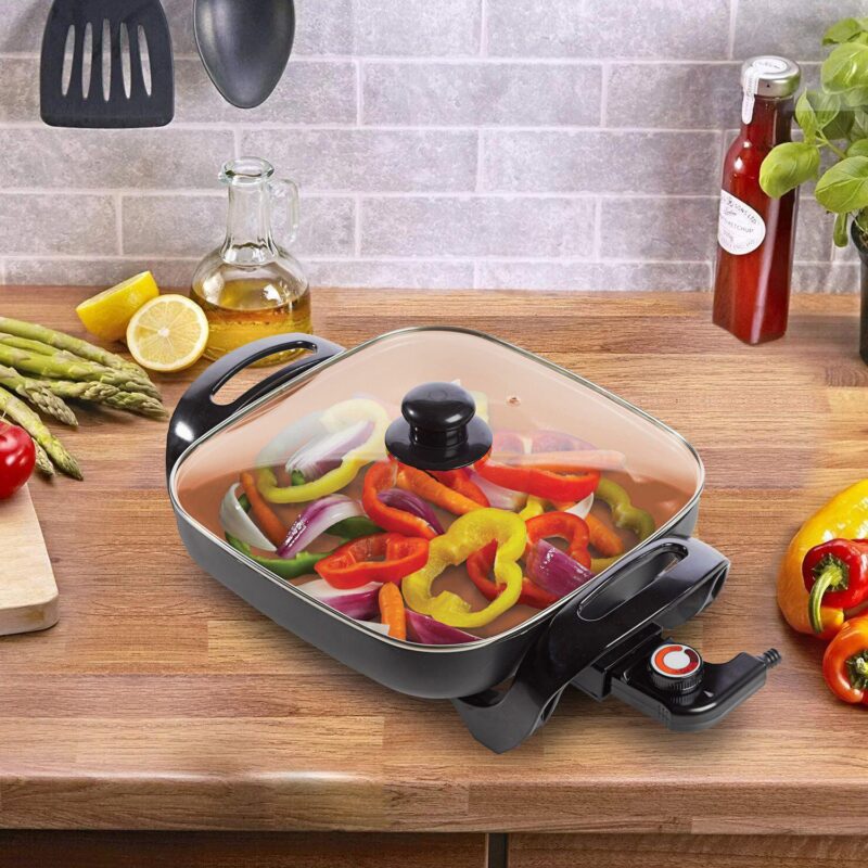 Brentwood 12 Inch Nonstick Electric Skillet in Copper with Glass Lid - Image 2