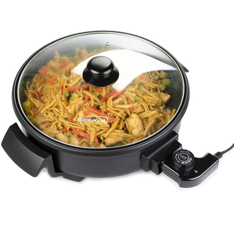 Brentwood 12 inch Round Non-Stick Electric Skillet with Vented Glass Lid in Black - Image 4