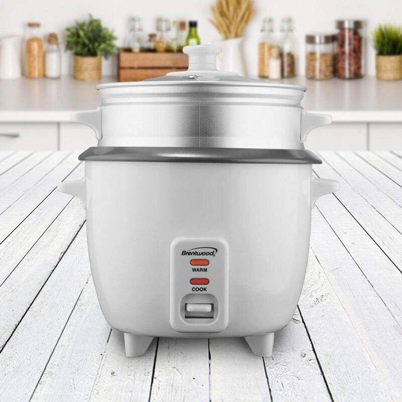 Brentwood 4 Cup Rice Cooker / Non-Stick with Steamer in White - Image 5