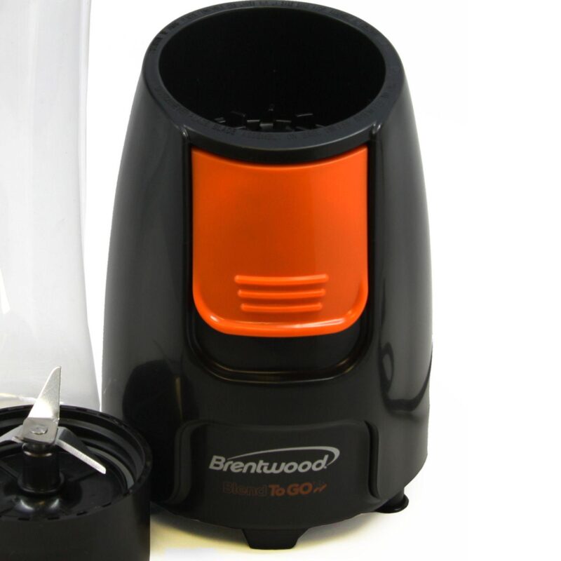 Brentwood Blend-To-Go Personal Blender in Black and Orange - Image 2