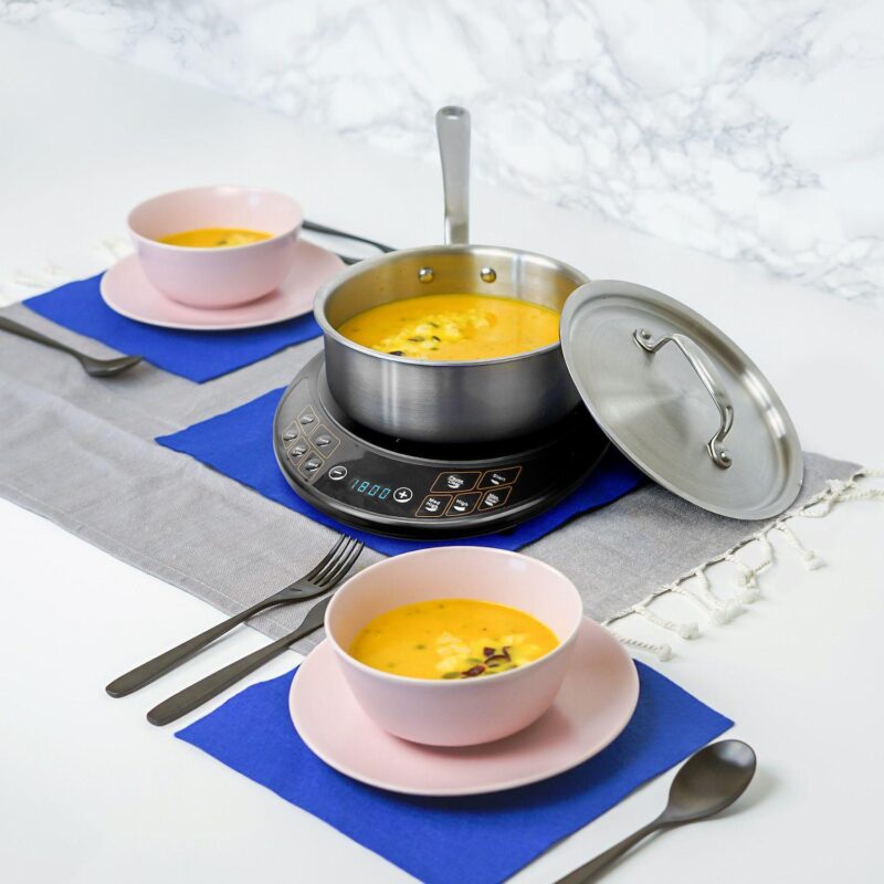 Brentwood Single Electric Induction Cooktop in Black - Image 2