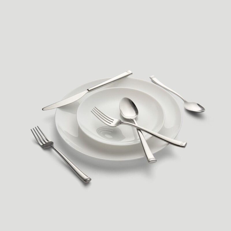 Cambridge Kingsland Mirror 20-pc. Flatware Set - Image 3