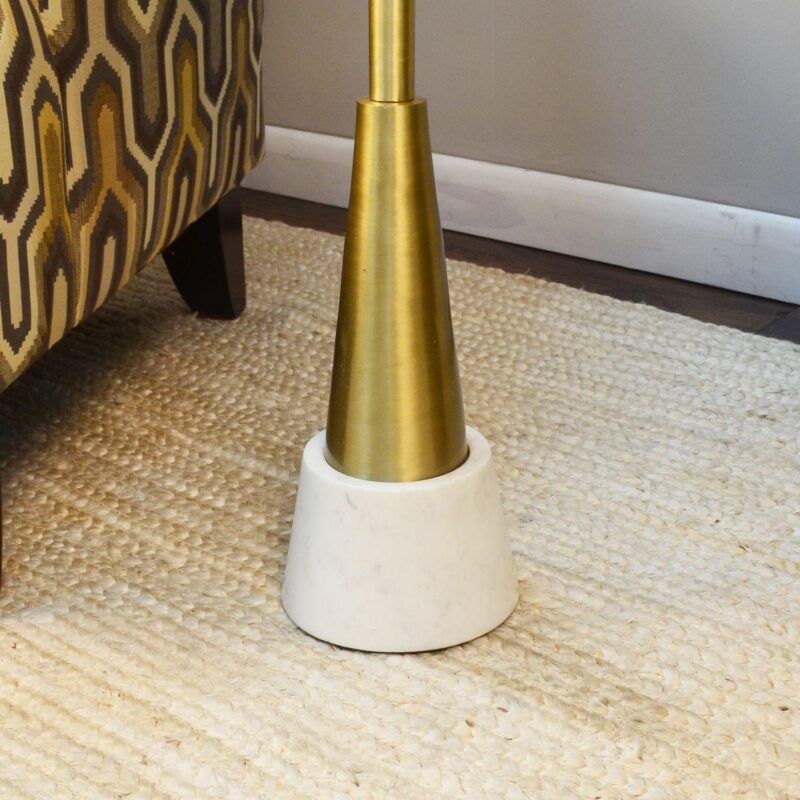 Carolina Living Barclay Small Drink Table - Image 4