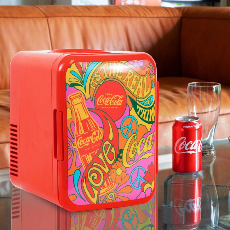Coca-Cola 6-Can Mini Fridge Cooler/Warmer - Image 3