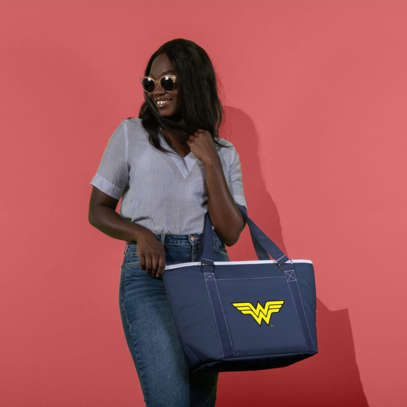 DC Comics Wonder Woman Topanga Cooler Tote Bag by Oniva - Image 2