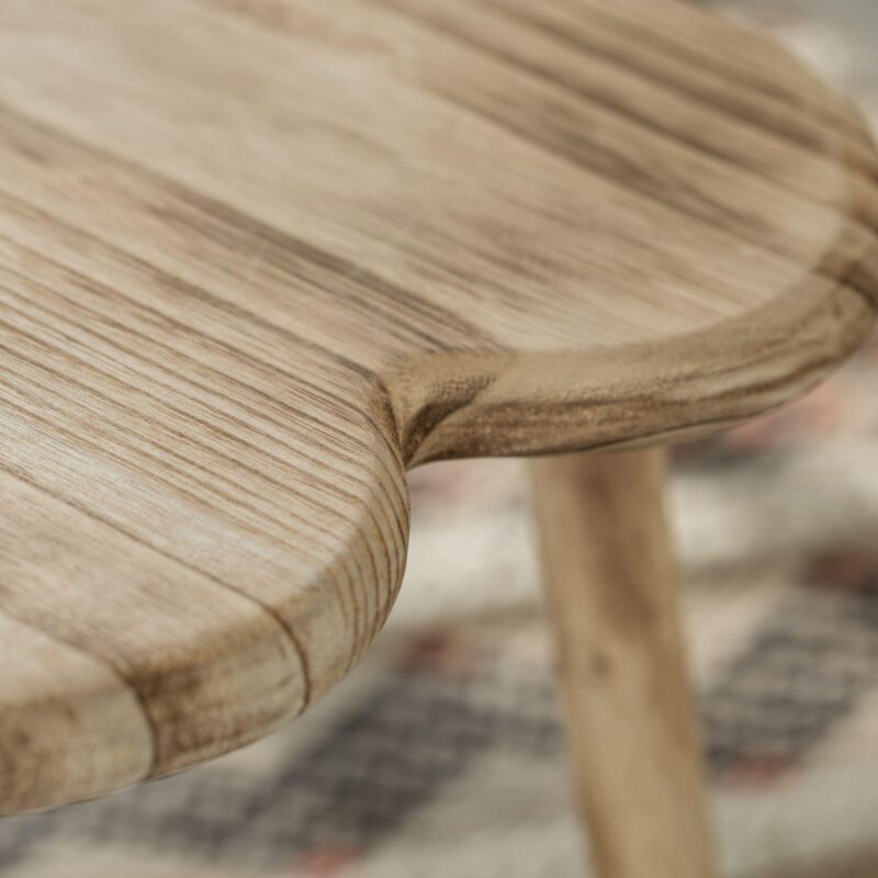 Decorative Antique Heart Shaped Wooden Accent Stool, Classic Room Decoration - Image 3