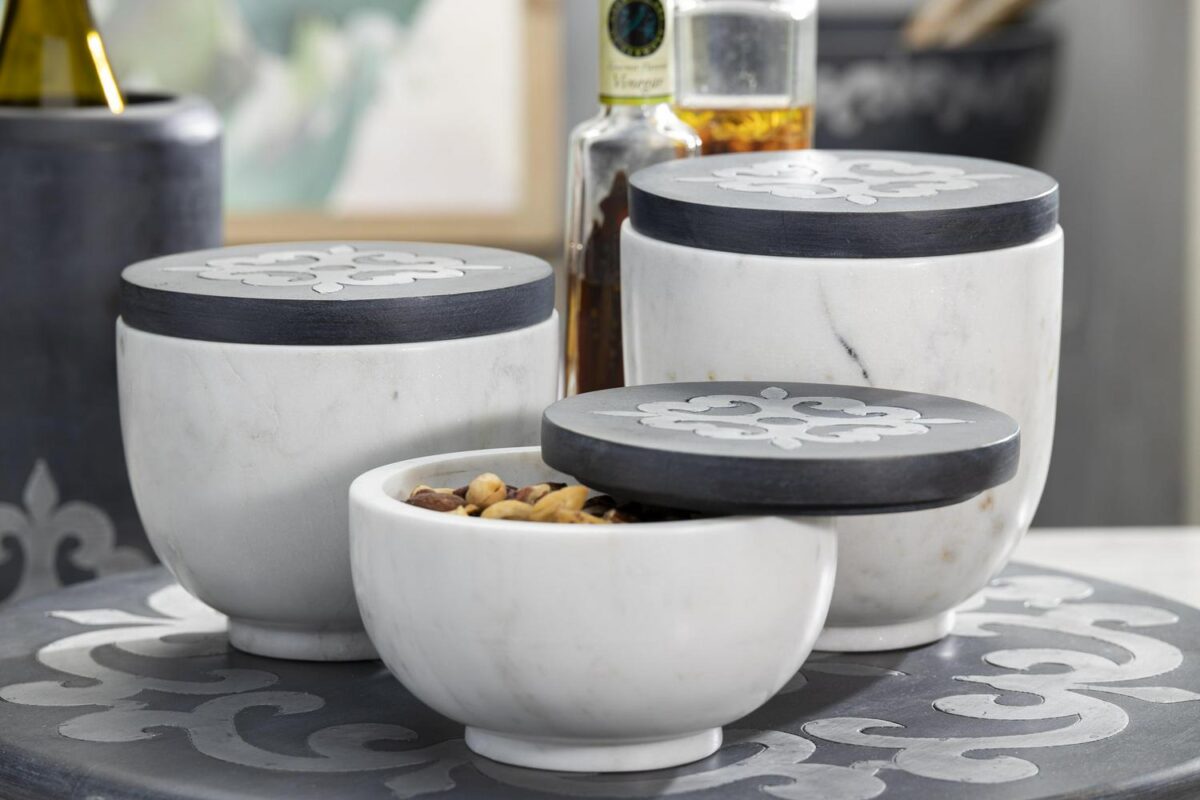 Gerson White marble small canister with gray-washed metal-inlay lid - Image 2