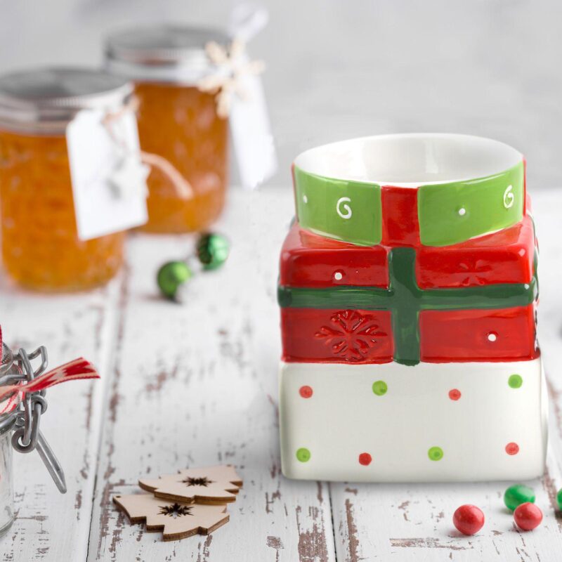 Gibson Home Christmas Estate 7.5 Inch Gift Box Holiday Cookie Jar - Image 4