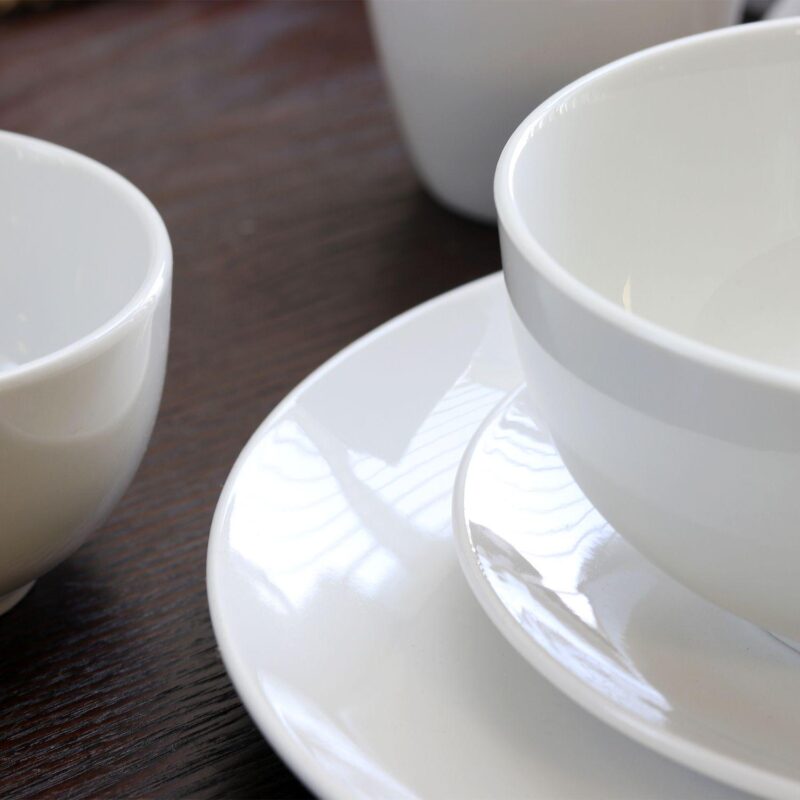 Gibson Home Ogalla 30 Piece Porcelain Dinnerware Set - Image 4