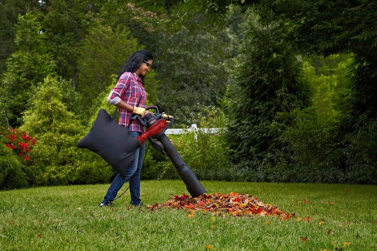Hyper Tough 12 Amp Electric Leaf Blower and Vacuum Combo HT21-401-002-05 [New] - Image 4