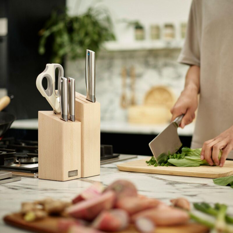 Joseph Joseph Elevate Fusion 5-pc. Knife, Cleaver and Scissor Set with Beechwood Knife Block - Image 2