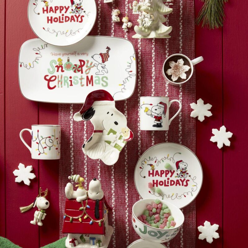 Lenox Peanuts Snoopy Christmas 4-pc. All-Purpose Bowl Set - Image 3