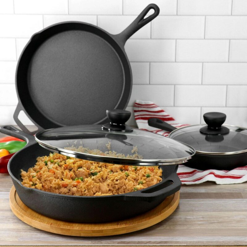 MegaChef 14 Piece Cast Iron Skillet Set with Tempered Glass Lids and Silicone Holders - Image 8