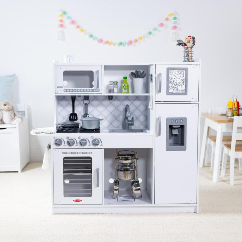 Melissa and Doug Wooden Chefa s Pretend Play Toy Kitchen With a Icea Cube Dispenser a Cloud White - FSC Certified - Image 9