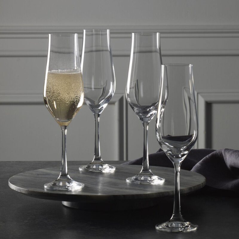 Mikasa Grace 4 pc Champagne Flutes Set - Image 2