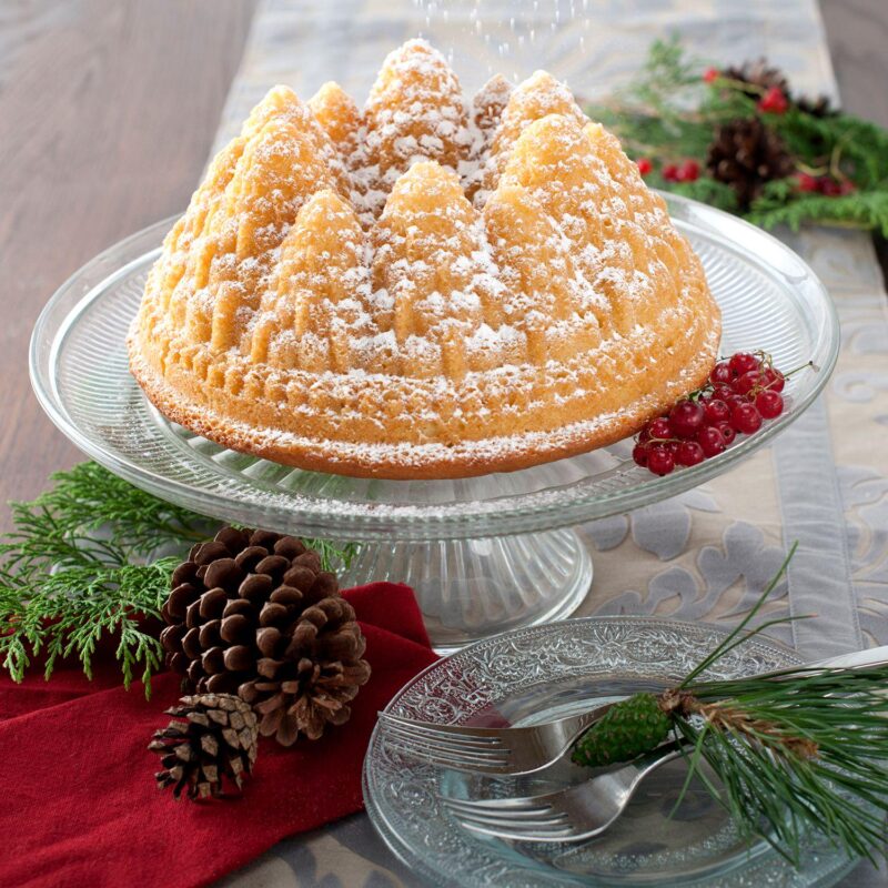 Nordic Ware Pine Forest Bundt Pan - Image 2