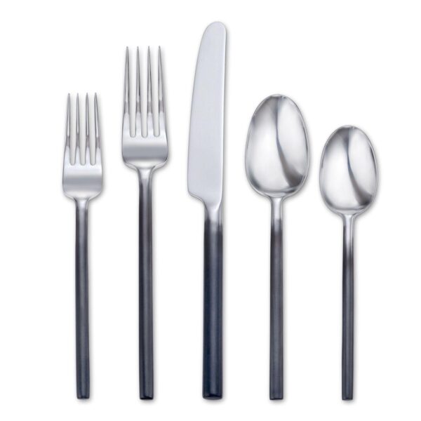 Oneida Raven 20-pc. Flatware Set