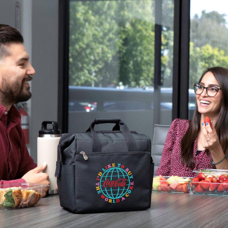 Oniva Coca-Cola Unity On The Go Lunch Cooler - Image 2