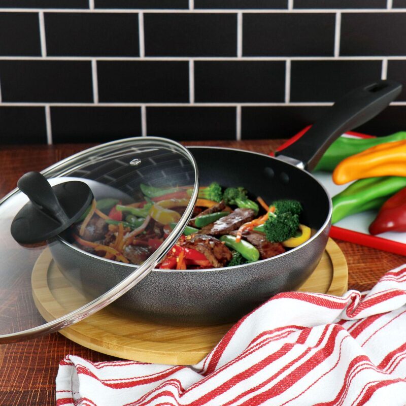 Oster Clairborne 9.5 Inch Non Stick Aluminum Wok with Lid in Granite Grey - Image 5