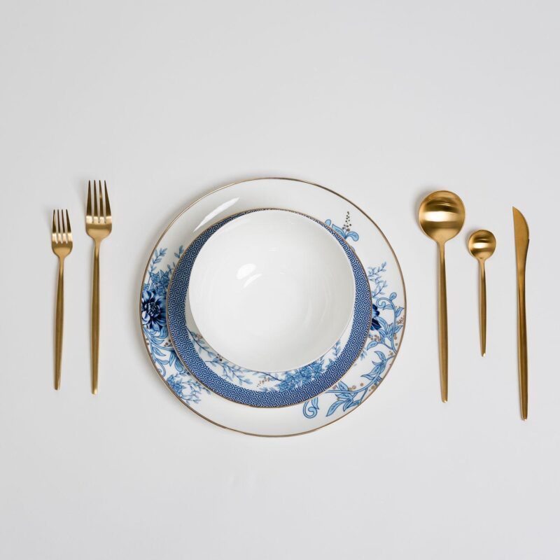 Ozarke's Blue Flower Plates Set - Image 5