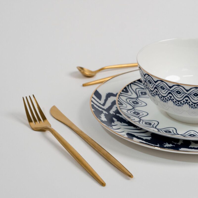 Ozarke's Parker Blue Designed Plates Set - Image 4