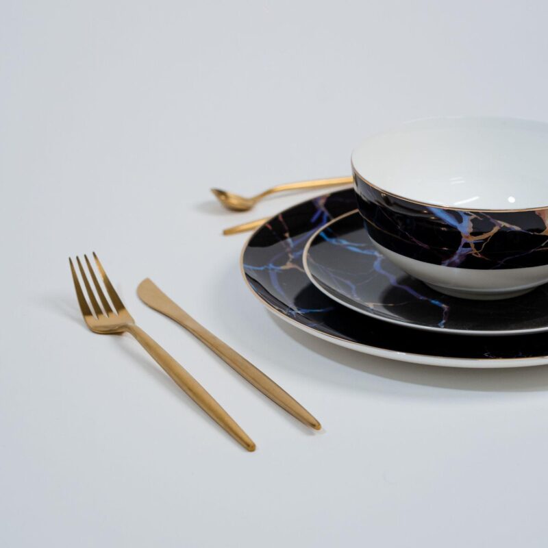 Ozarke's Pathway Black Marble Plates Set - Image 4