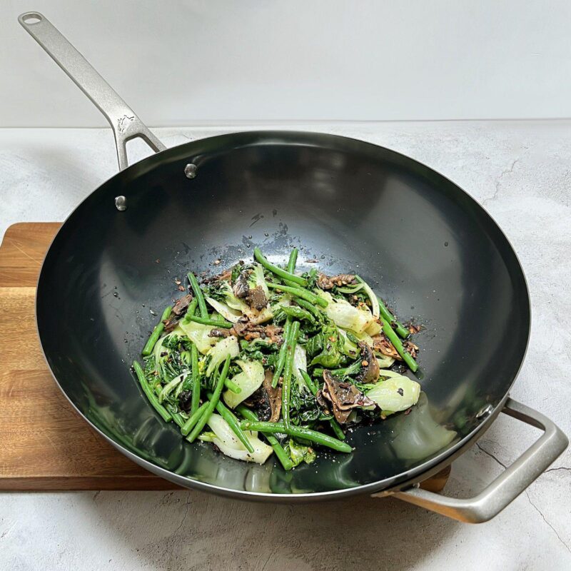 Saveur Selects Voyage Nitri-Black Carbon Steel 14-in. Wok - Image 3