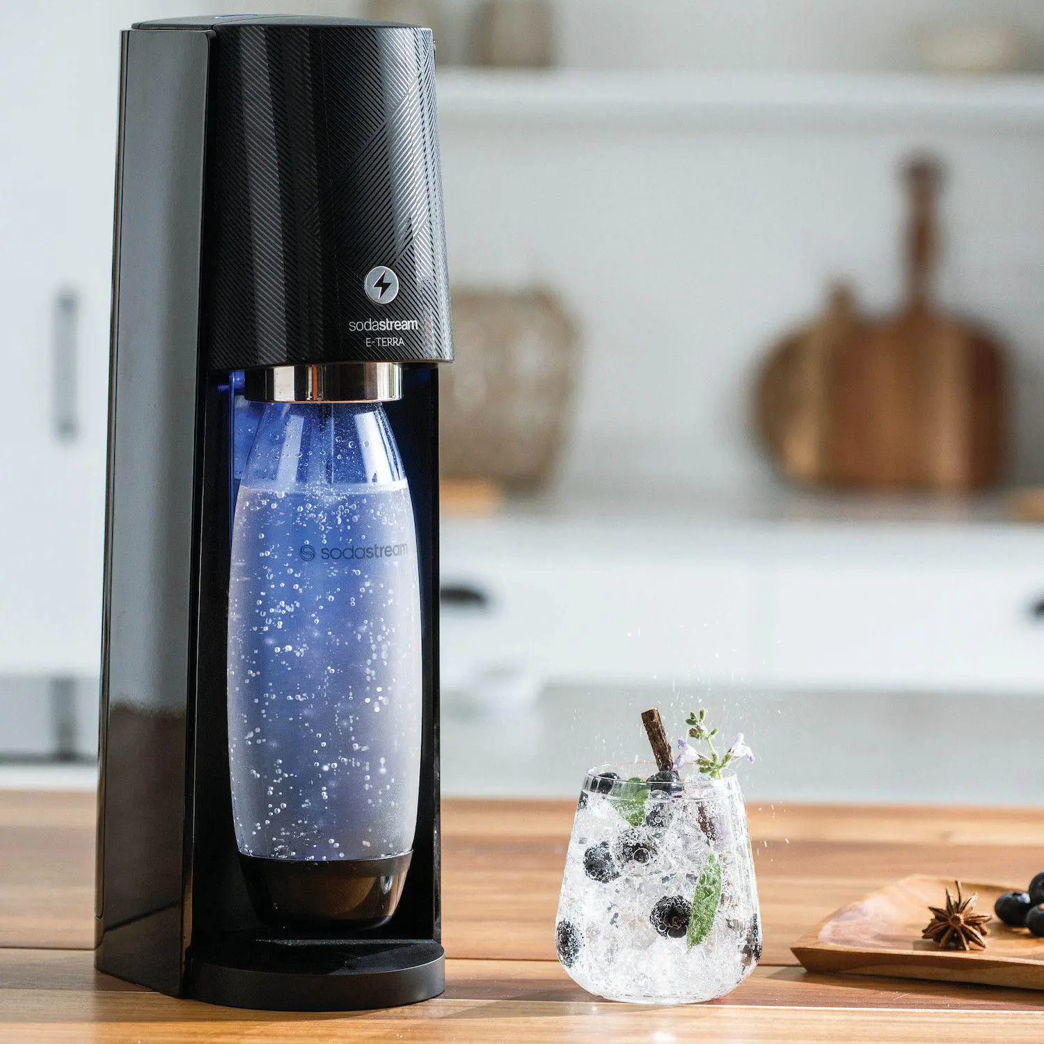 Sodastream E-Terra Sparking Water Maker 3 Sodastream E-Terra Sparking Water Maker - Image 3