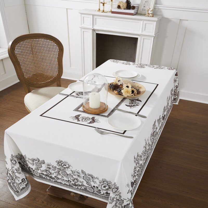 Spode Woodland Wildflowers Tablecloth - Image 3