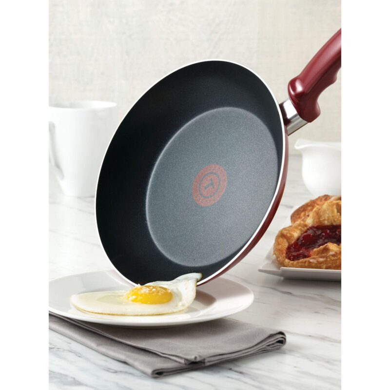 T-Fal Essentials 10-pc. Nonstick Cookware Set - Image 16