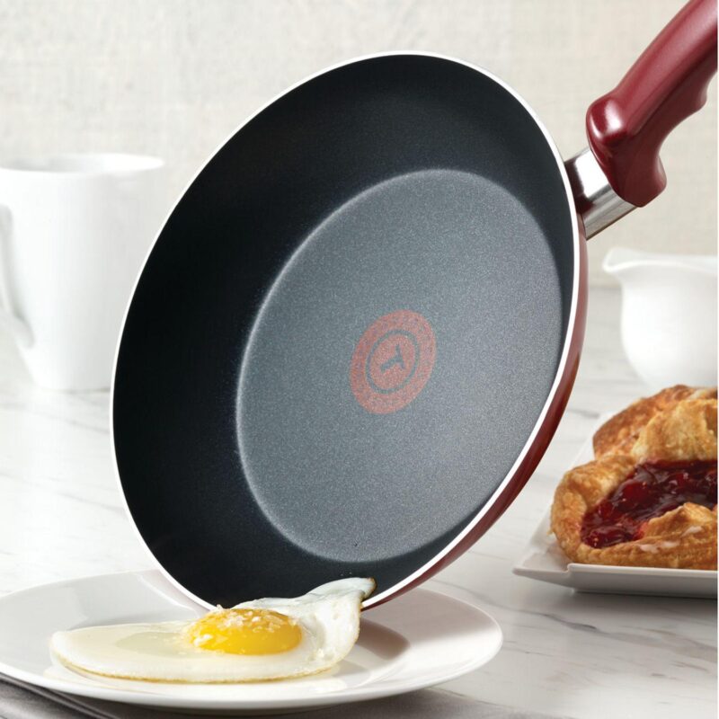 T-Fal Essentials 20-pc. Nonstick Cookware Set - Image 8