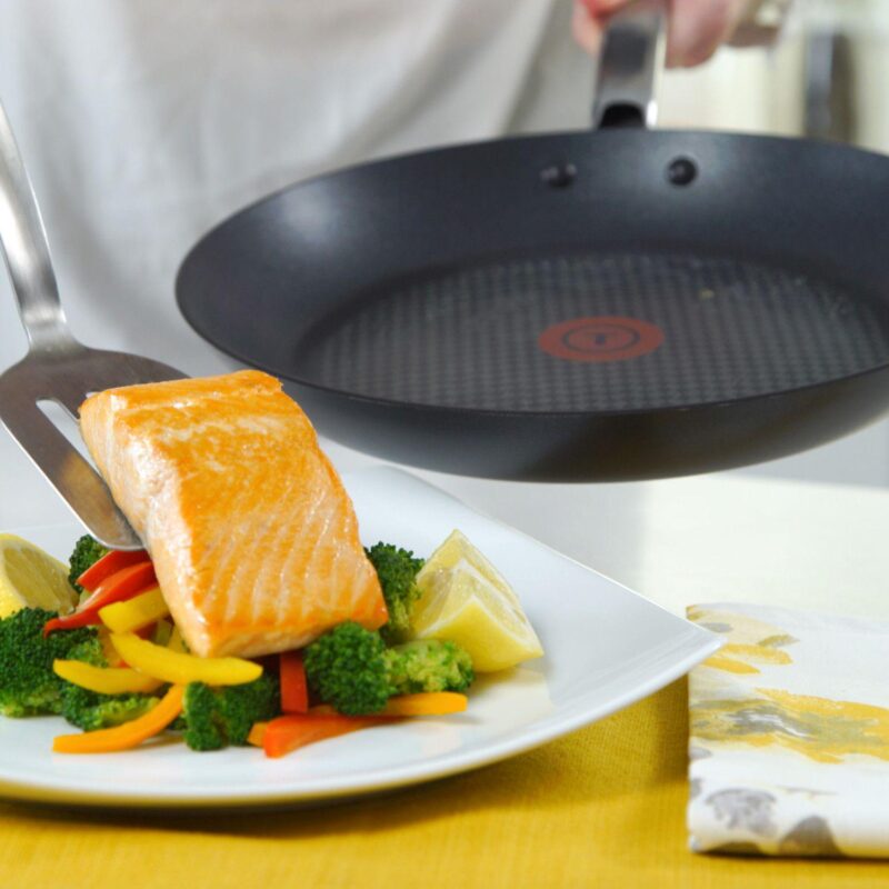 T-Fal Initiatives 10-pc. Nonstick Cookware Set - Image 10