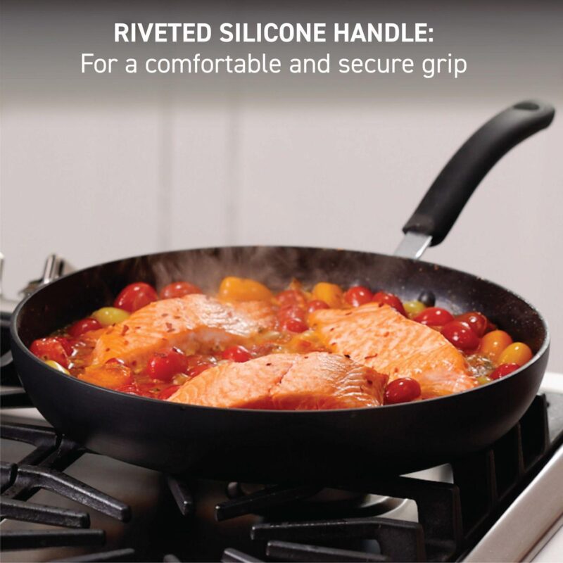 T-Fal ULTIMATE 2-pc. Hard Anodized Titanium Frypan Set - Image 5