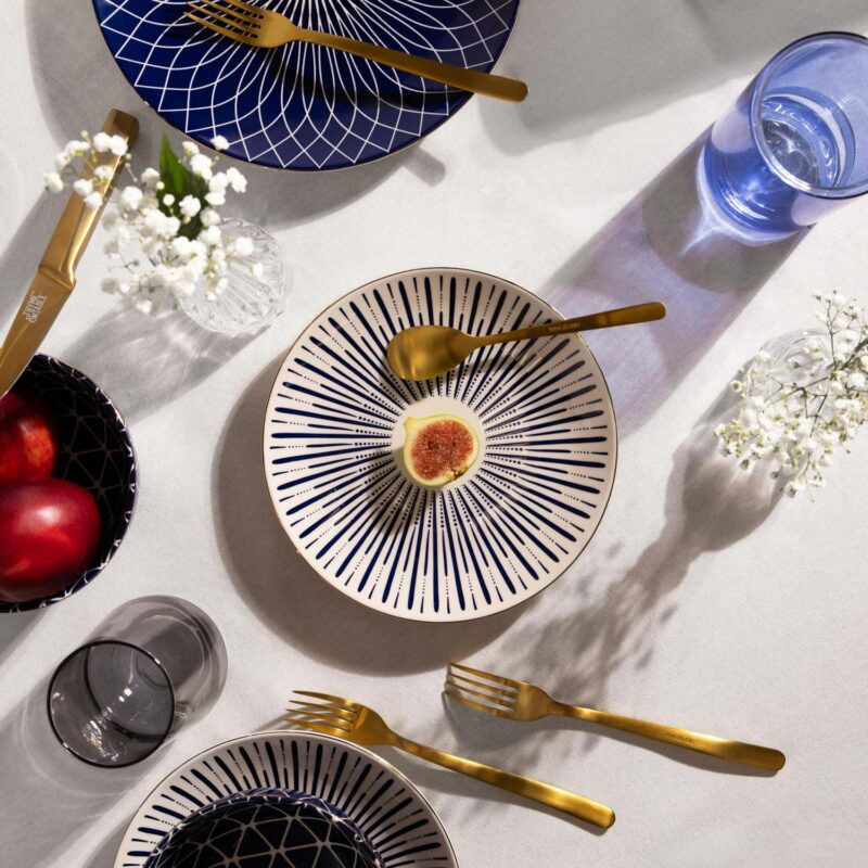 Thyme and Table Blue and White Calypso Collection, 12-Piece Stoneware Dinnerware Set - Image 5