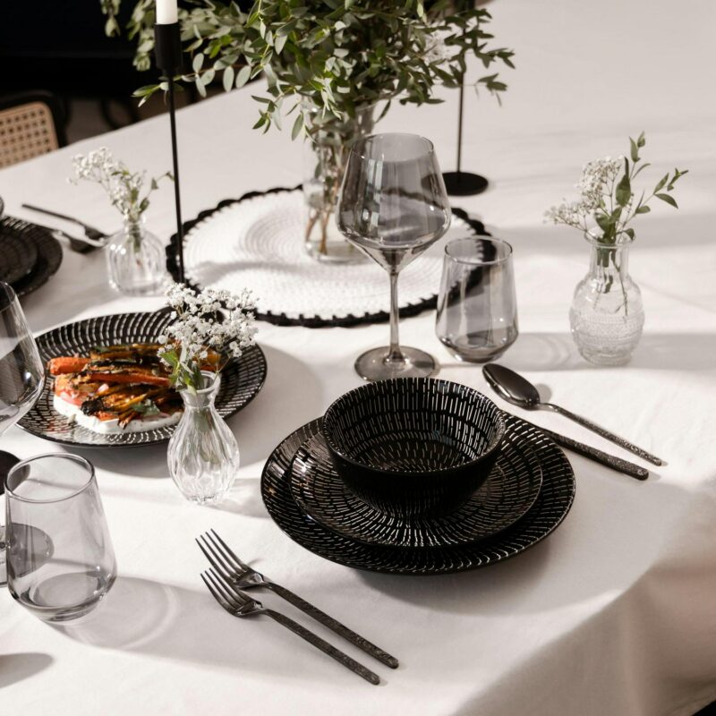 Thyme and Table, Maddox Collection, 12-Piece Stoneware Dinnerware Set - Image 2