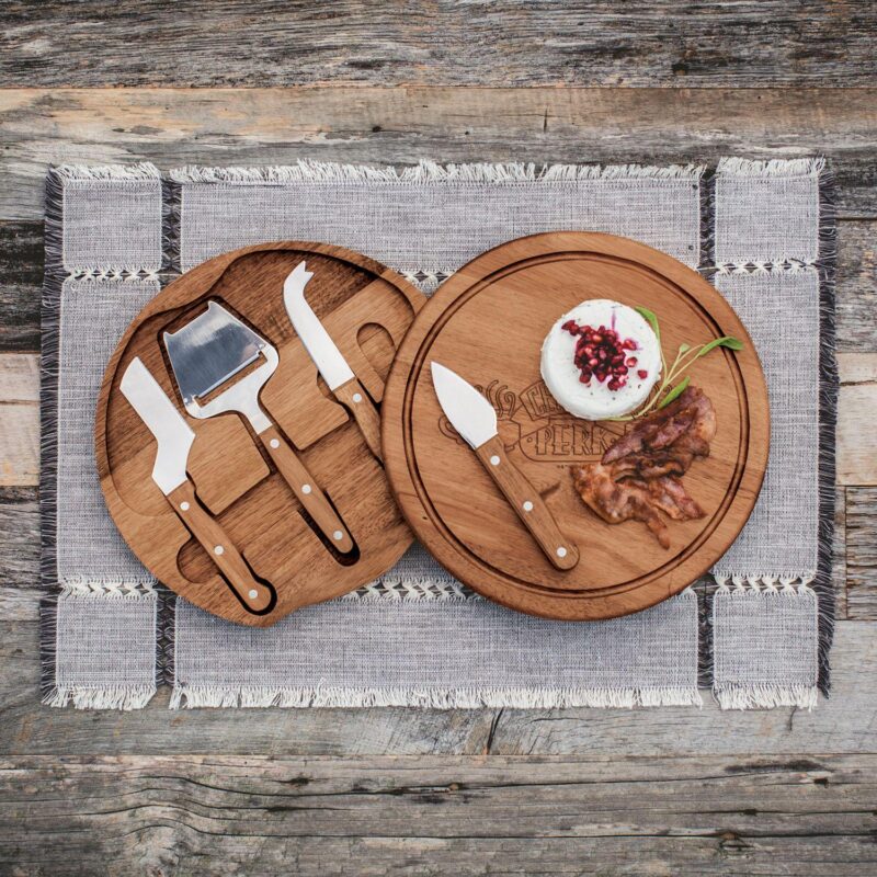 Toscana Friends Central Perk Acacia Circo Cheese Cutting Board and Tools Set - Image 2