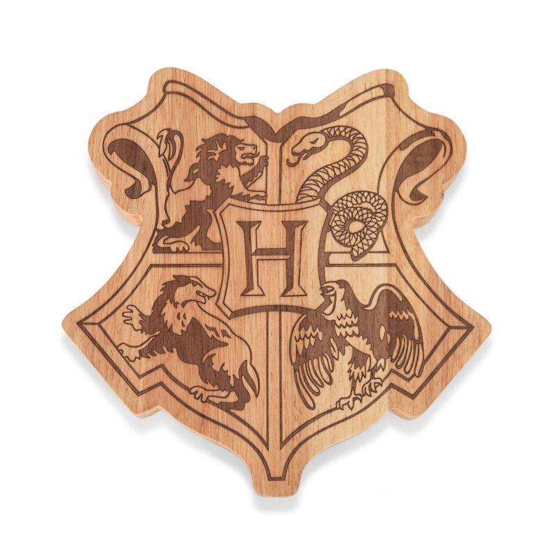 Toscana Harry Potter Hogwarts Crest Cheese Set with Tools - Image 6