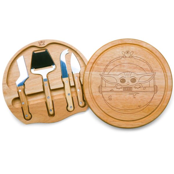 Toscana Mandalorian The Child Circo Cheese Cutting Board and Tools Set