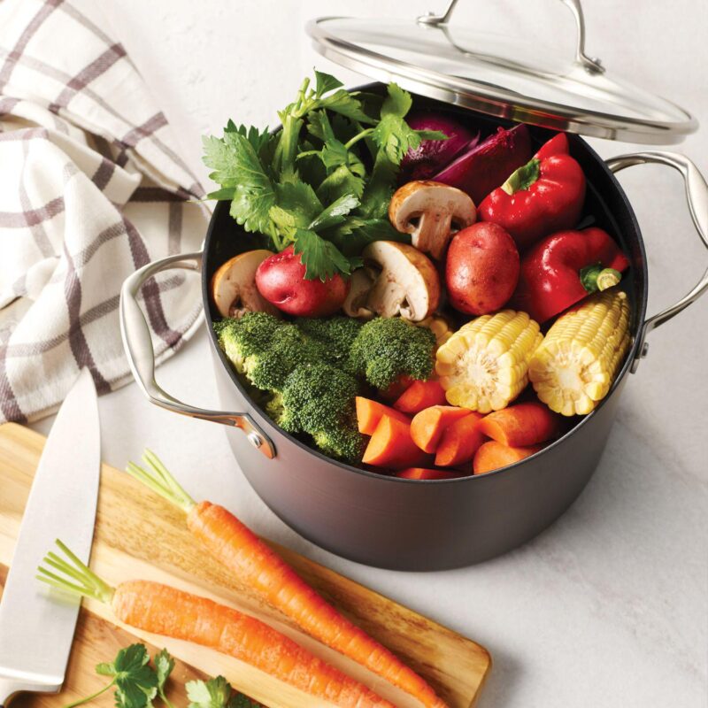Tramontina 8-qt. Hard-Anodized Aluminum Covered Stock Pot - Image 3