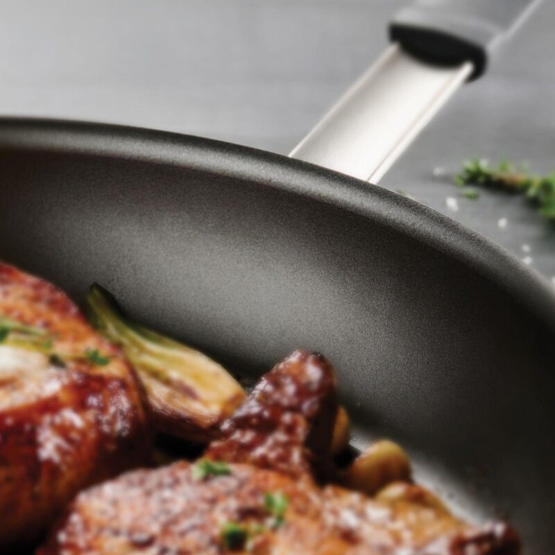 Tramontina PRO Fusion 14-in. Aluminum Nonstick Frypan - Image 9